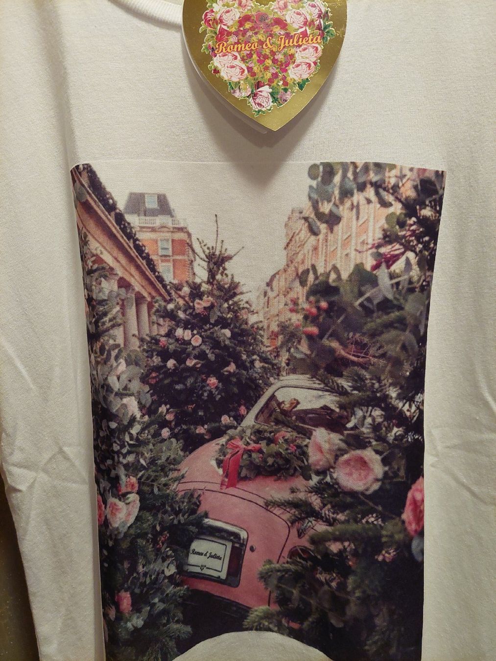 T-Shirts: Romeo & Julieta - Clara White 41 L – Neu und originalverpackt aus Besenbüren von teluride89