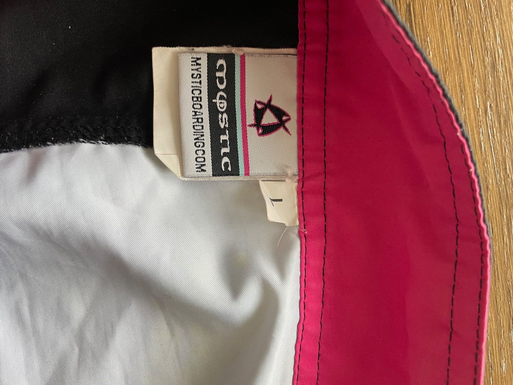 Mystic Badekleider & Bikinis: Boardshort Mystic – Gebraucht aus Olten von B3ren 2
