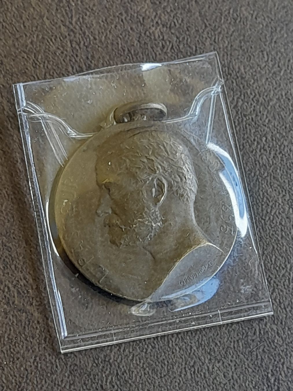 Medaillen: Pendentif Medaille 1920 (Louis Pasteur) – Gebraucht aus Basel von Basel_20 8