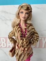 Barbie mit Ständer
