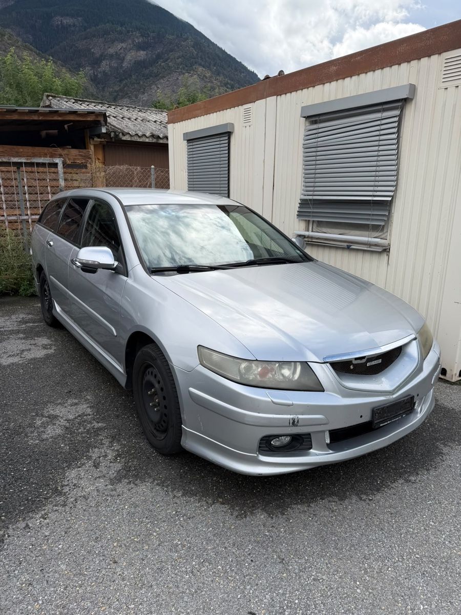 Honda Automobili: Honda accord 2.4i – Usato da Bitsch venduto da RSantos95