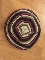 Wintermütze / Strickmütze, Lila-Beige gestreift, Neu 49