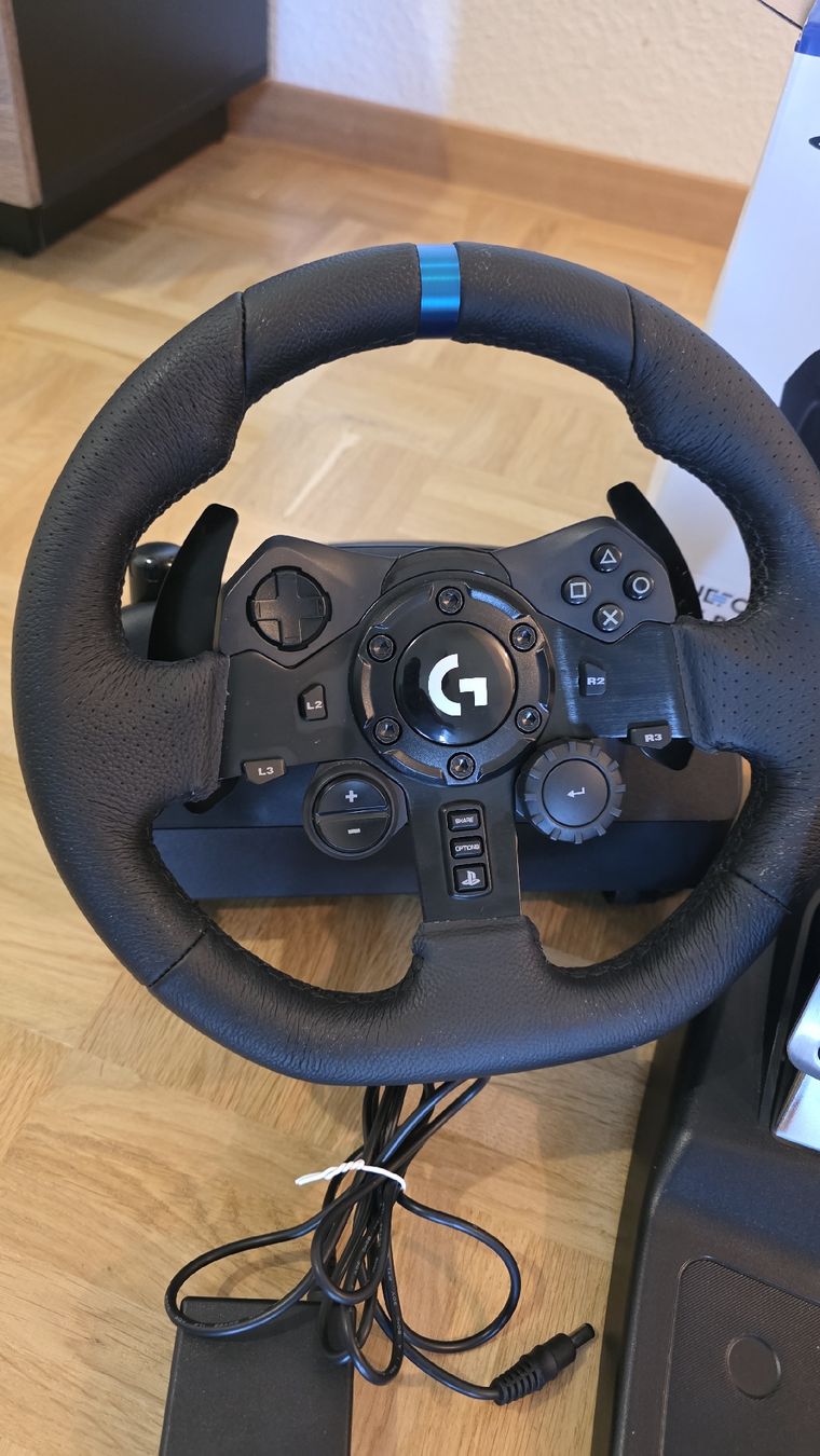 Logitech Manettes: Logitech G G923 Trueforce Playstation PC – D'occasion à Meyrin par pau_7gks 6