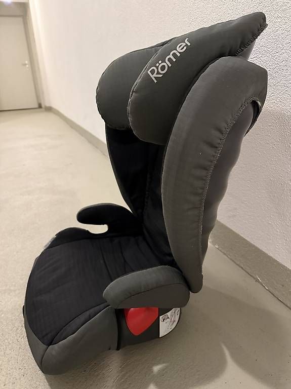 Seggiolini per auto: Römer Kindersitz  – Usato da Pfungen venduto da Marc_72 1
