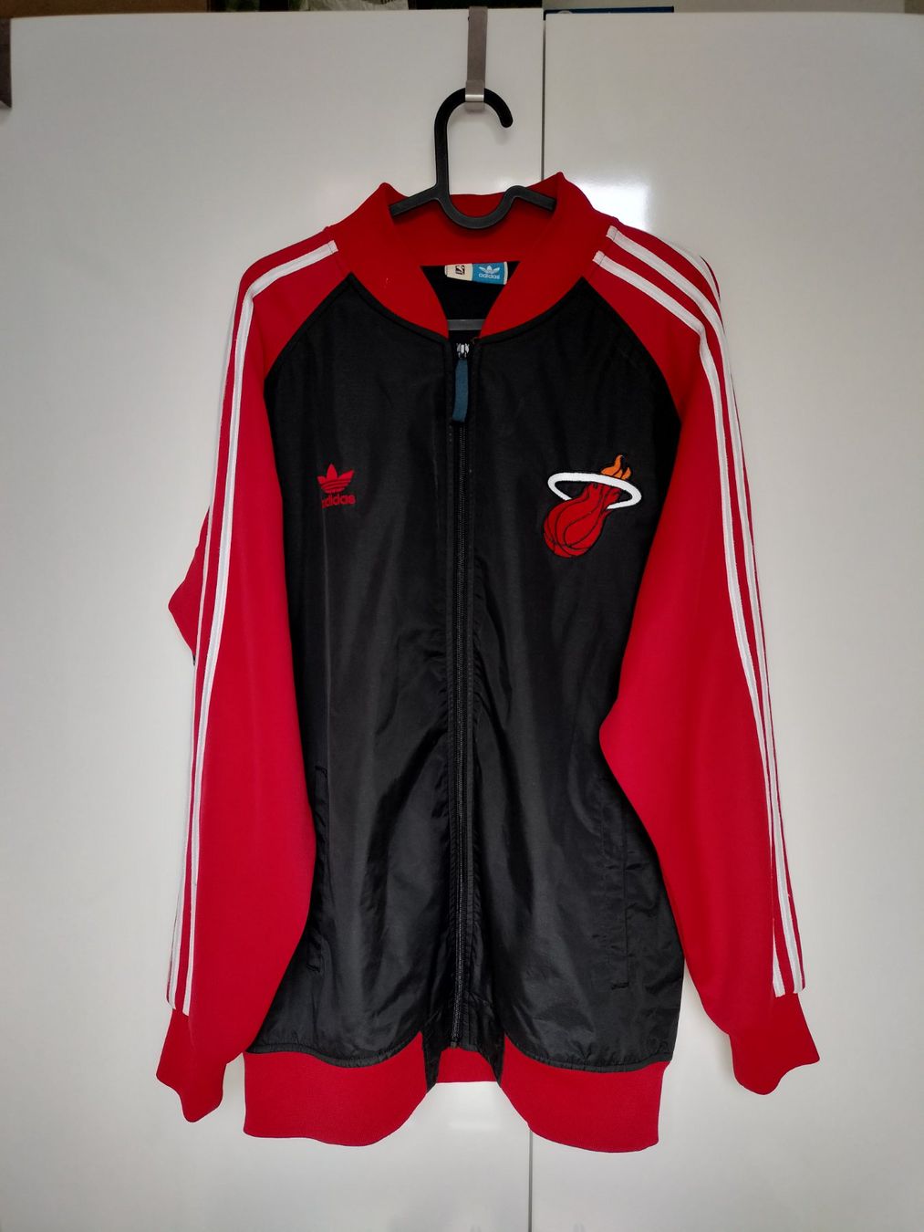 Adidas Giacche: NBA Miami Heat Jacke / Gr. L – Usato da Bern venduto da SportsMemos 1