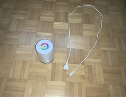 Nachtlicht mit Farbwechsel und USB-Anschlussen.