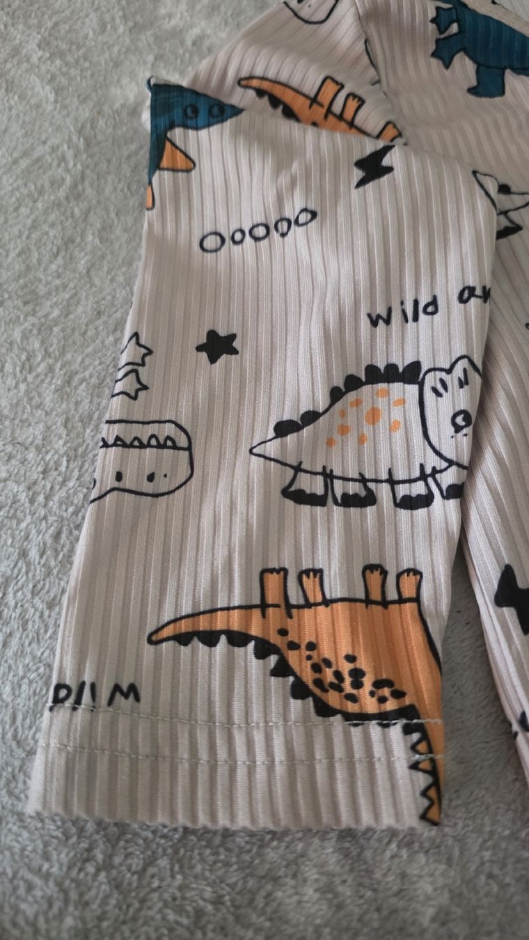 Pyjamas & Ähnliches: 2-Teiler Kinder/ Jungs Pyjama – Gebraucht aus Boll von Julia41 2