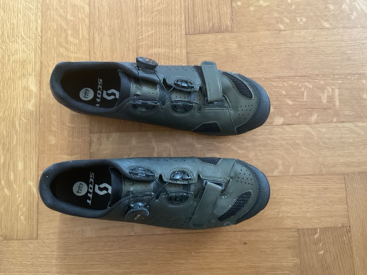 Herrenschuhe: Scott Mountenbikeschuhe Olive Grösse 44 gebraucht – Gebraucht aus Zofingen von tschuedi68