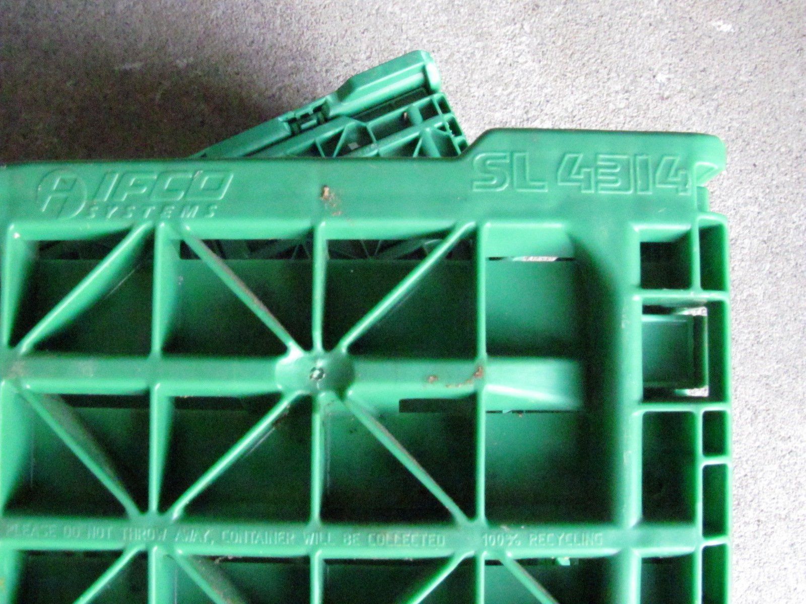 Transportkisten: Gemüse Boxen / Klappbar und Stapelbar – Gebraucht aus Uznach von Bimbolino 1