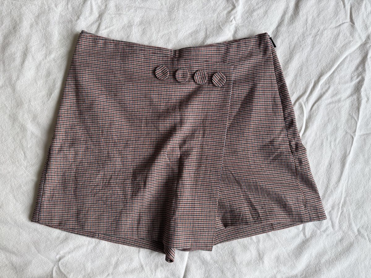 Röcke: Houndstooth High-Waisted Skort – Gebraucht aus Effretikon von expiredrice