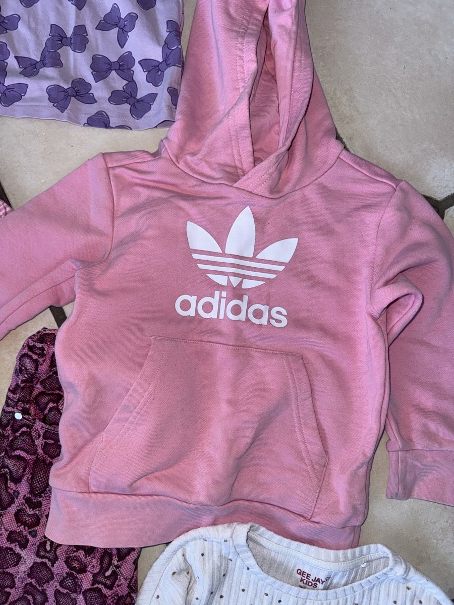 H&M Kleiderpakete & -sets: Clothes set size 110 – Gebraucht aus Blonay von art_7f87 7