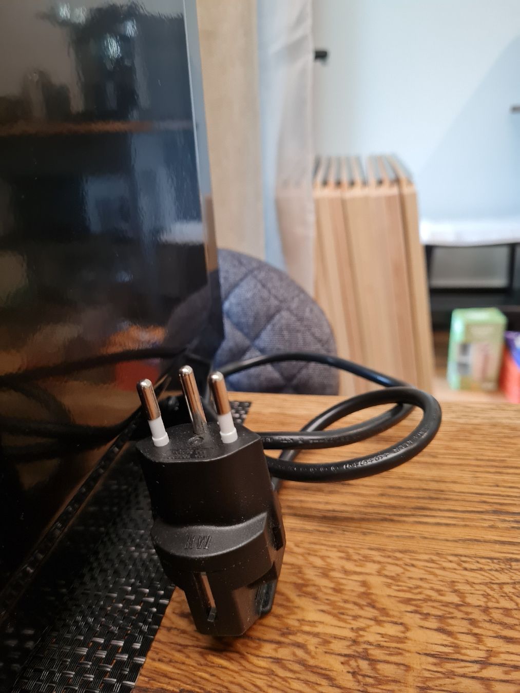 Sharp Küchengeräte: Mikrowelle  -Sharp R270BK – Gebraucht aus Uster von Mar3mik 7