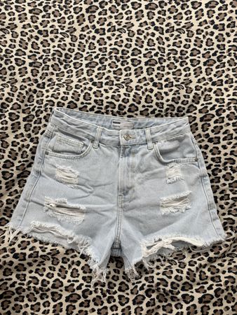 Shorts en jean Bershka femme taille 38 bon état