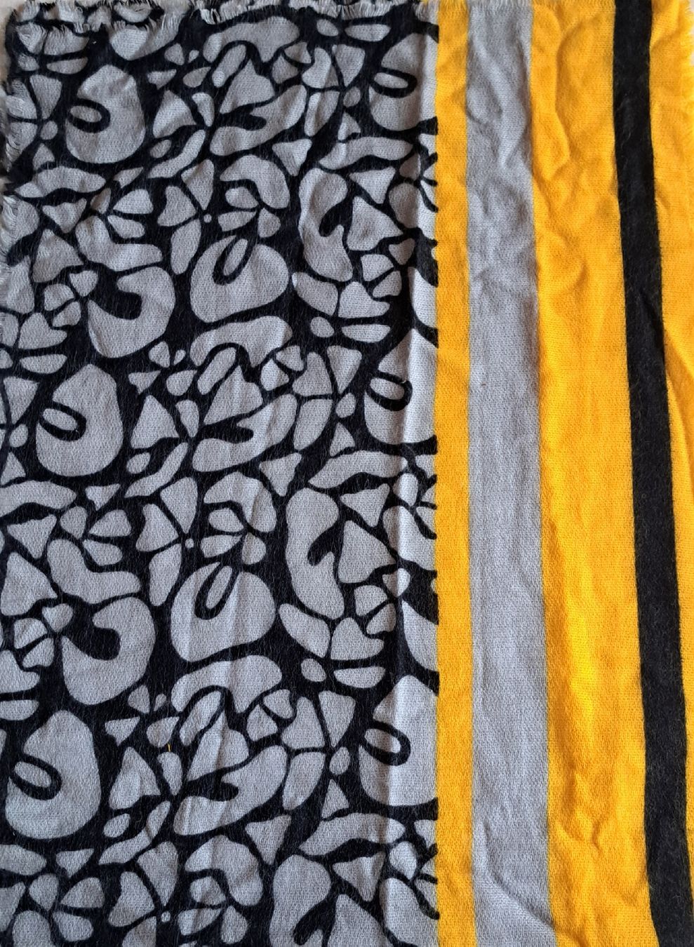 Foulards, Tücher & Schals: Street One Schal – Gebraucht aus Thalheim AG von Bekuadma 1