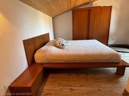 Camera da letto completa in legno   prezzo trattabile