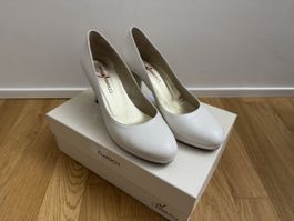Fiarucci Leder Pumps in Ecru Grösse 38.5