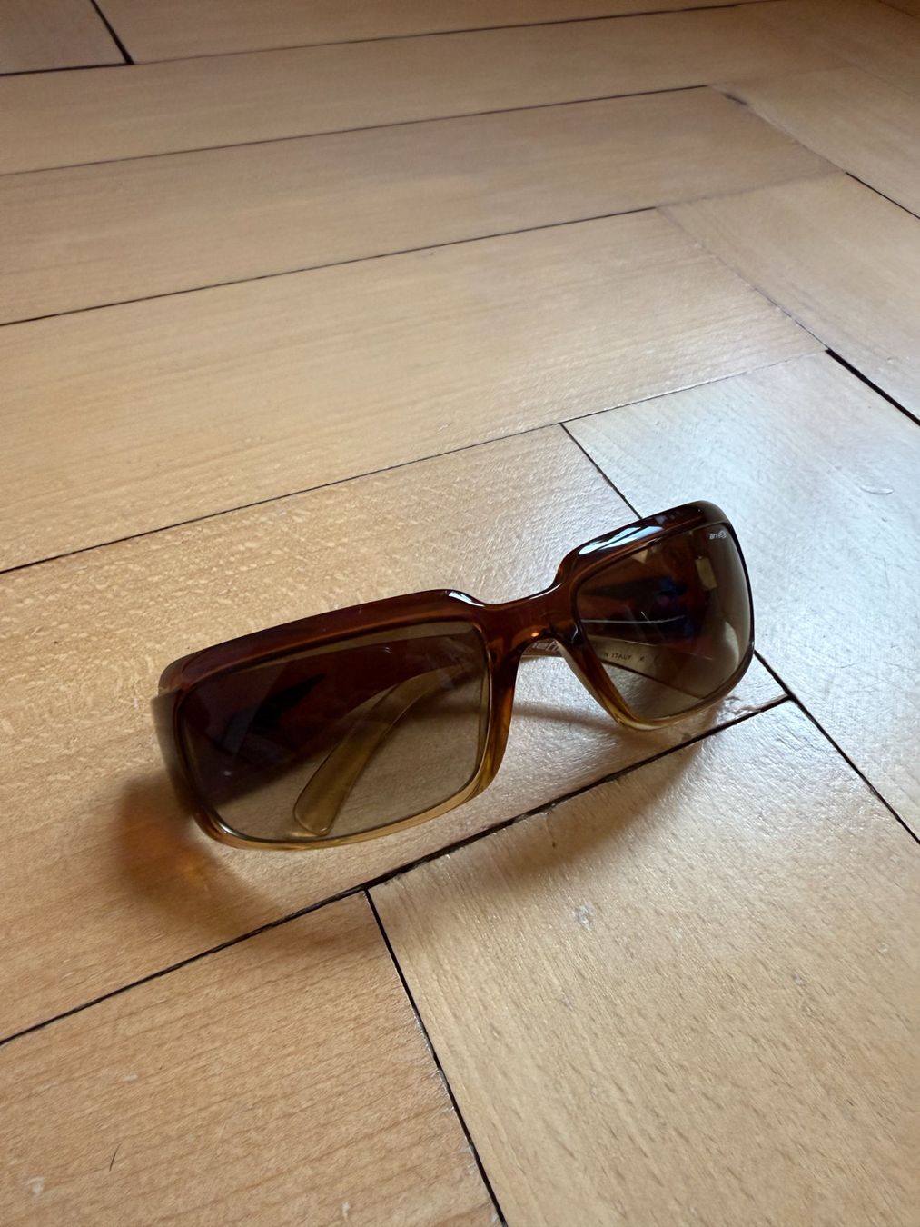 Occhiali & Lenti: ARNETTE - Sonnenbrille braun – Usato da Zürich venduto da Diazaio 1