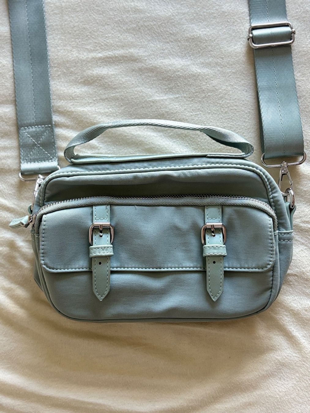 Taschen für Damen: Sac bandoulière bleu – Neu und originalverpackt aus Cossonay-Ville von ale_k9mh 1