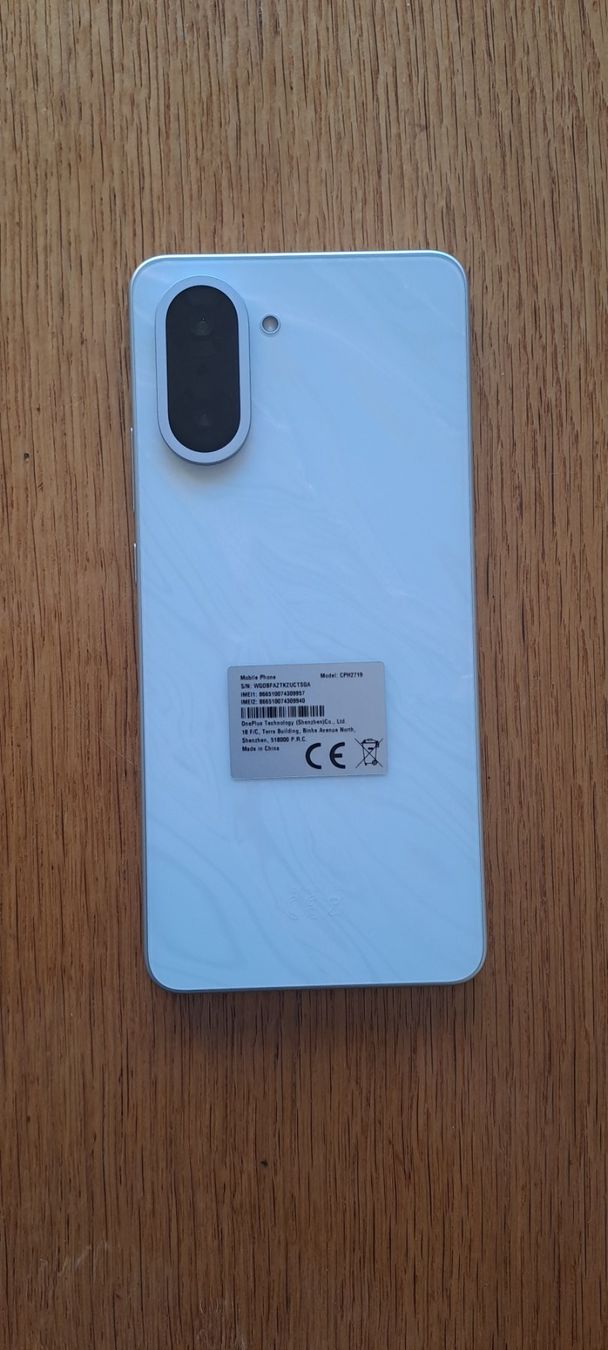 OnePlus Telefoni cellulari / Smartphones: OnePlus Nord CE5 128GB – Nuovo e nell'imballaggio originale da Corsier-sur-Vevey venduto da cas_8prd 2