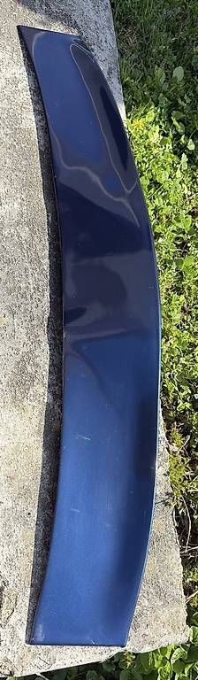 Tutti pezzi di ricambio auto: Dachspoiler Bmw E90 – Usato da Heerbrugg venduto da lamm