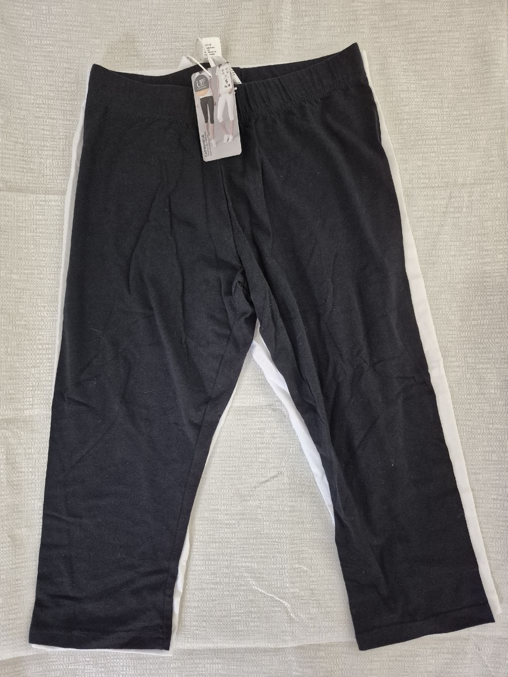 Leggings:  2 corsaires noir et blanc taille S – Nuovo e nell'imballaggio originale da Villars-sur-Glâne venduto da snacks01