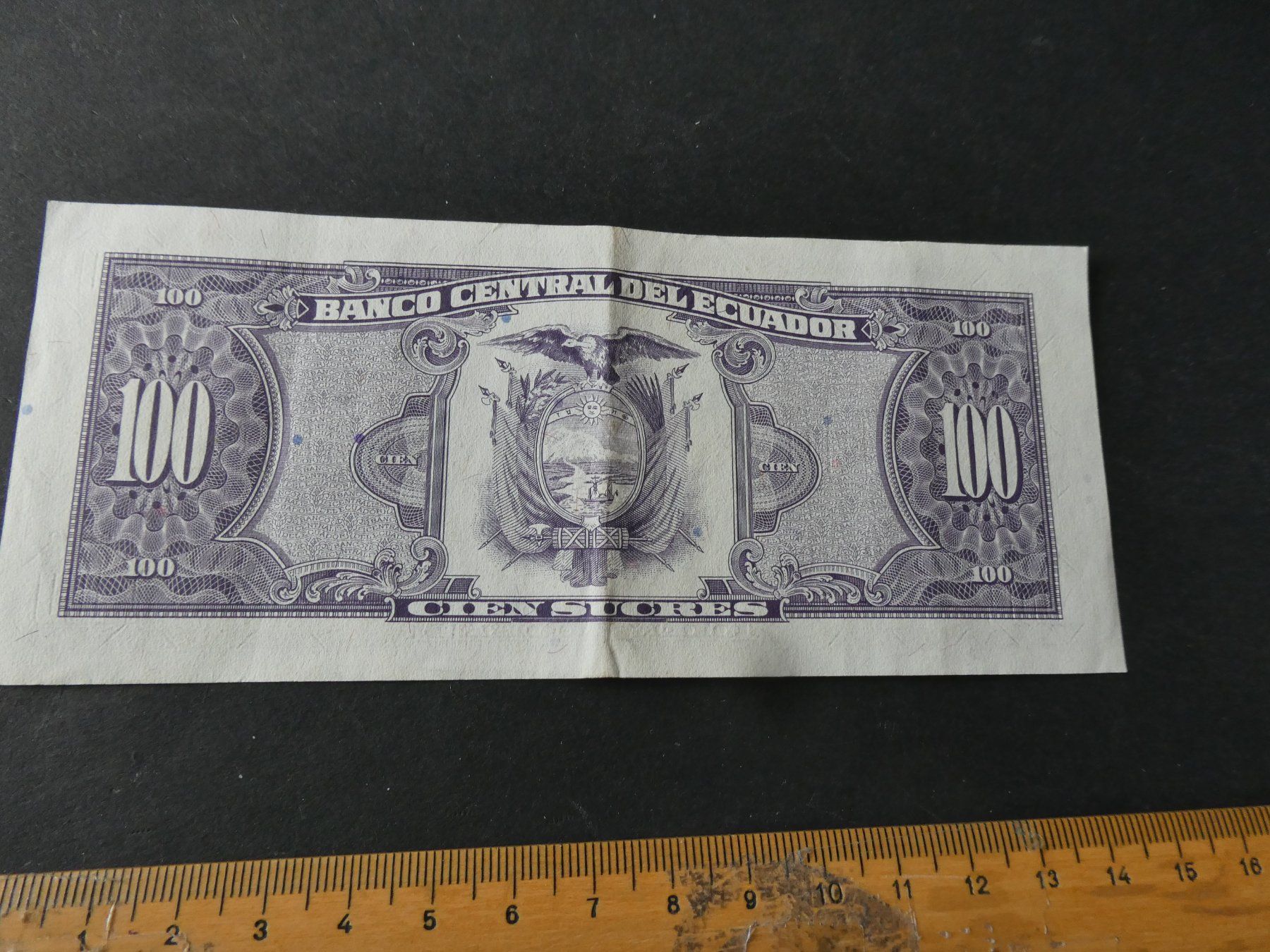 Banknoten: Ecuador, 100 Sucres – Gebraucht aus Hinterforst von Rohusri 1