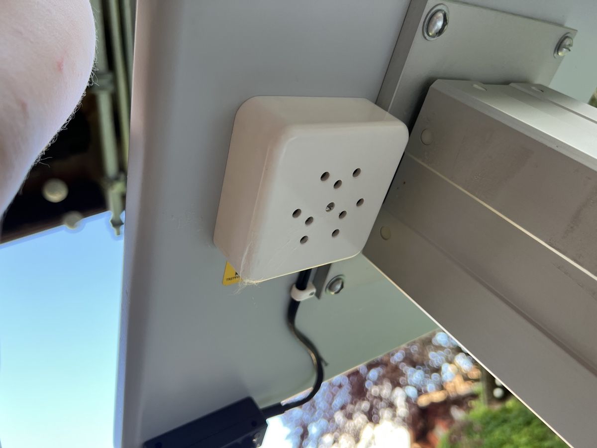 Tavoli: Stehtisch elektrisch höhenverstellbar mit Rollen – Usato da Saanen venduto da Hanschristian 4