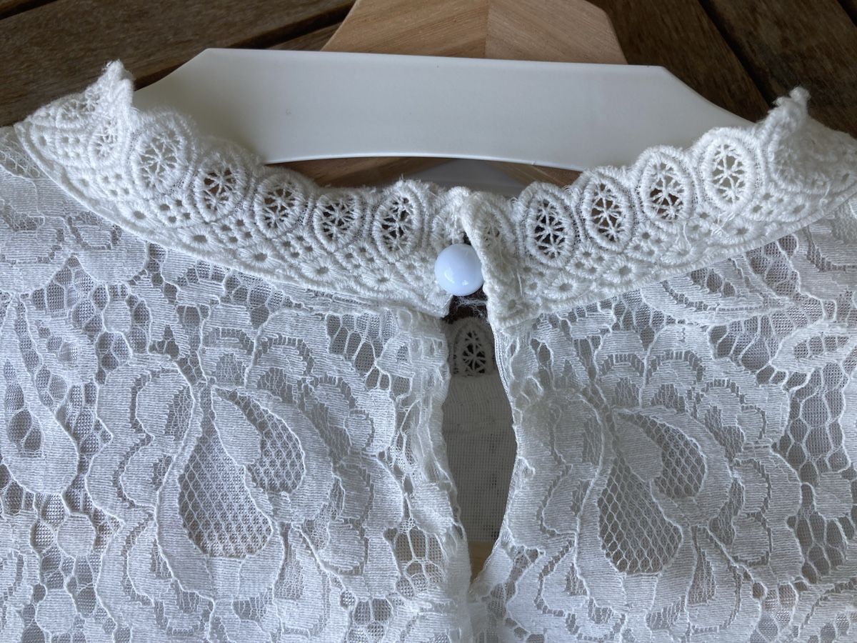 Camicette: Hochwertige Spitzenbluse aus Buranospitze – Usato da Luzern venduto da franziska.2024 2