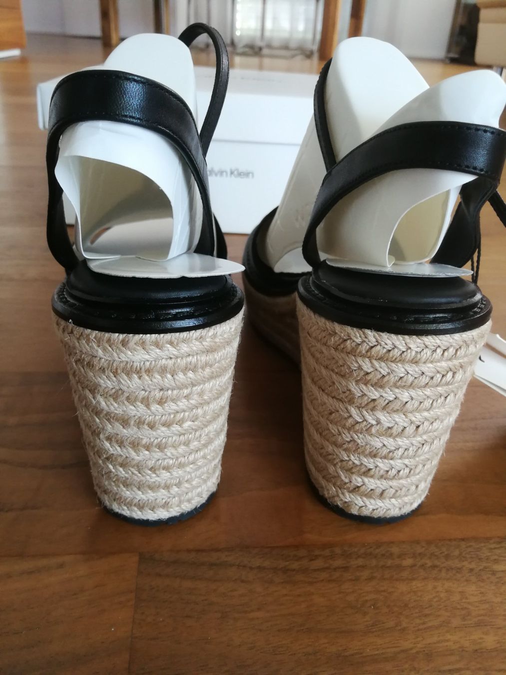 Calvin Klein Scarpe da donna: Calvin klein wedge Sandalen / Espadrille schwarz – Usato da Dielsdorf venduto da Tombu 2