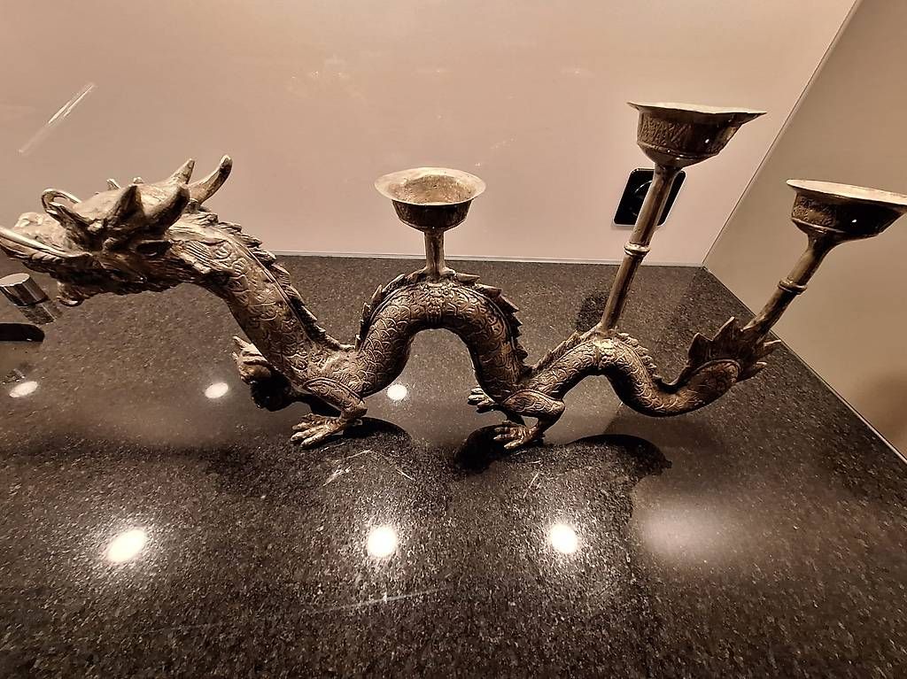 Tutte le decorazioni: Dragon Candle Holder  Unique Decorative Piece – Usato da Zürich venduto da MatShopping 1