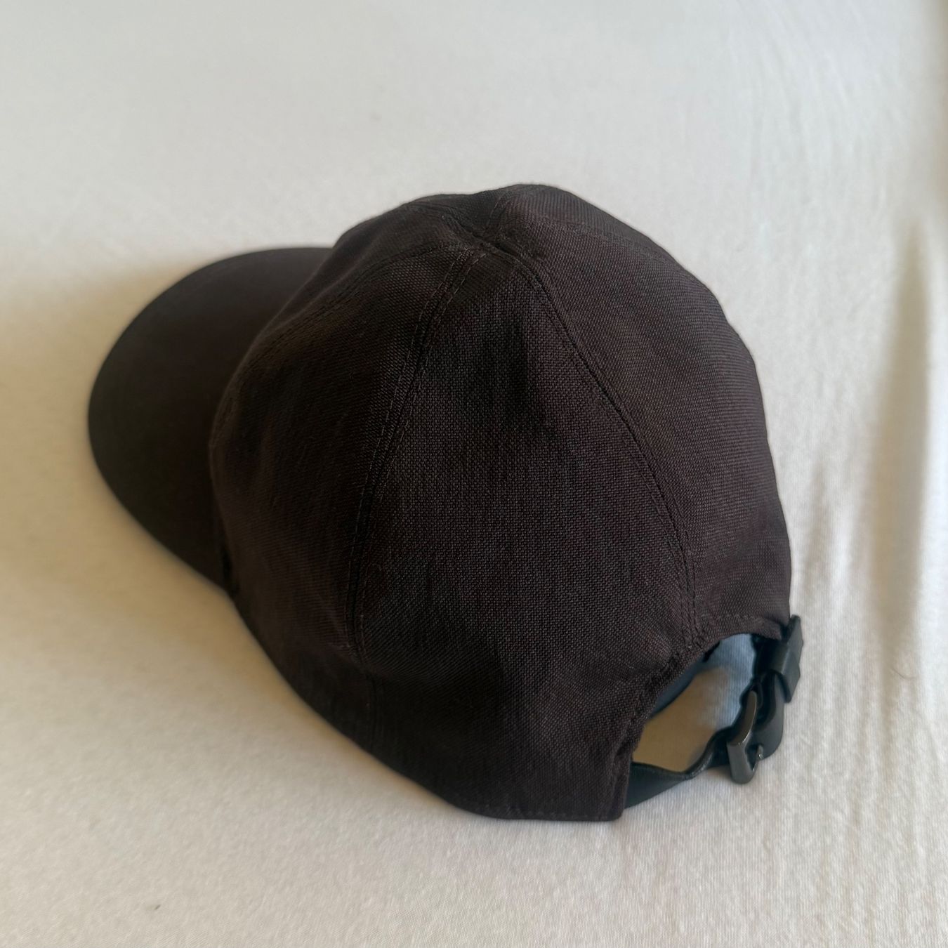 Prada Hüte, Mützen & Caps: Prada Kappe S Chocolate Brown – Gebraucht aus Zürich von Mr.Frank 1