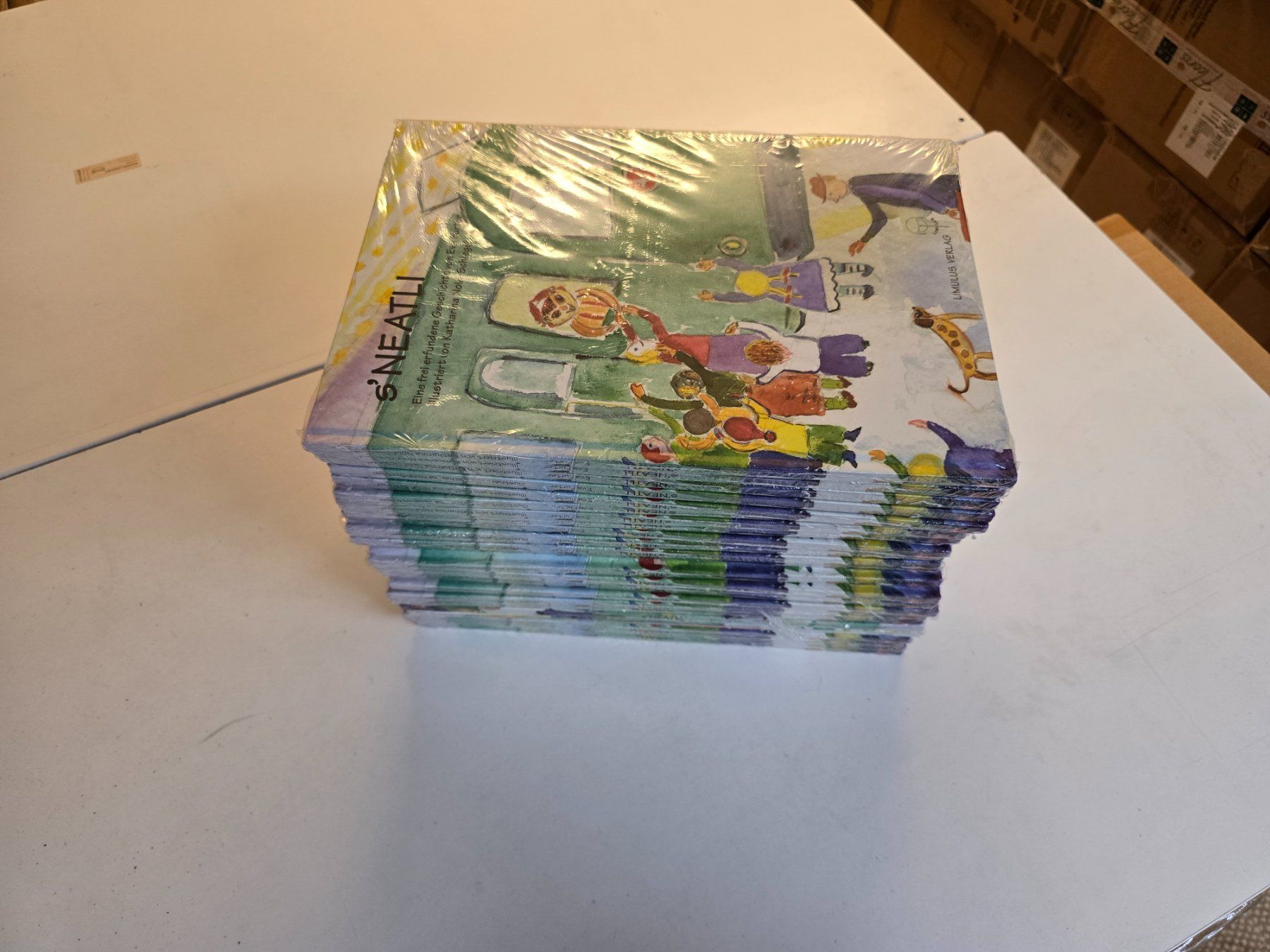 Libri: Posten neuer  Schweizer Kinderbücher "s`Neatli" ab 1.- – Nuovo (secondo la descrizione) da KRINAU venduto da Mio_Liqstyle 2