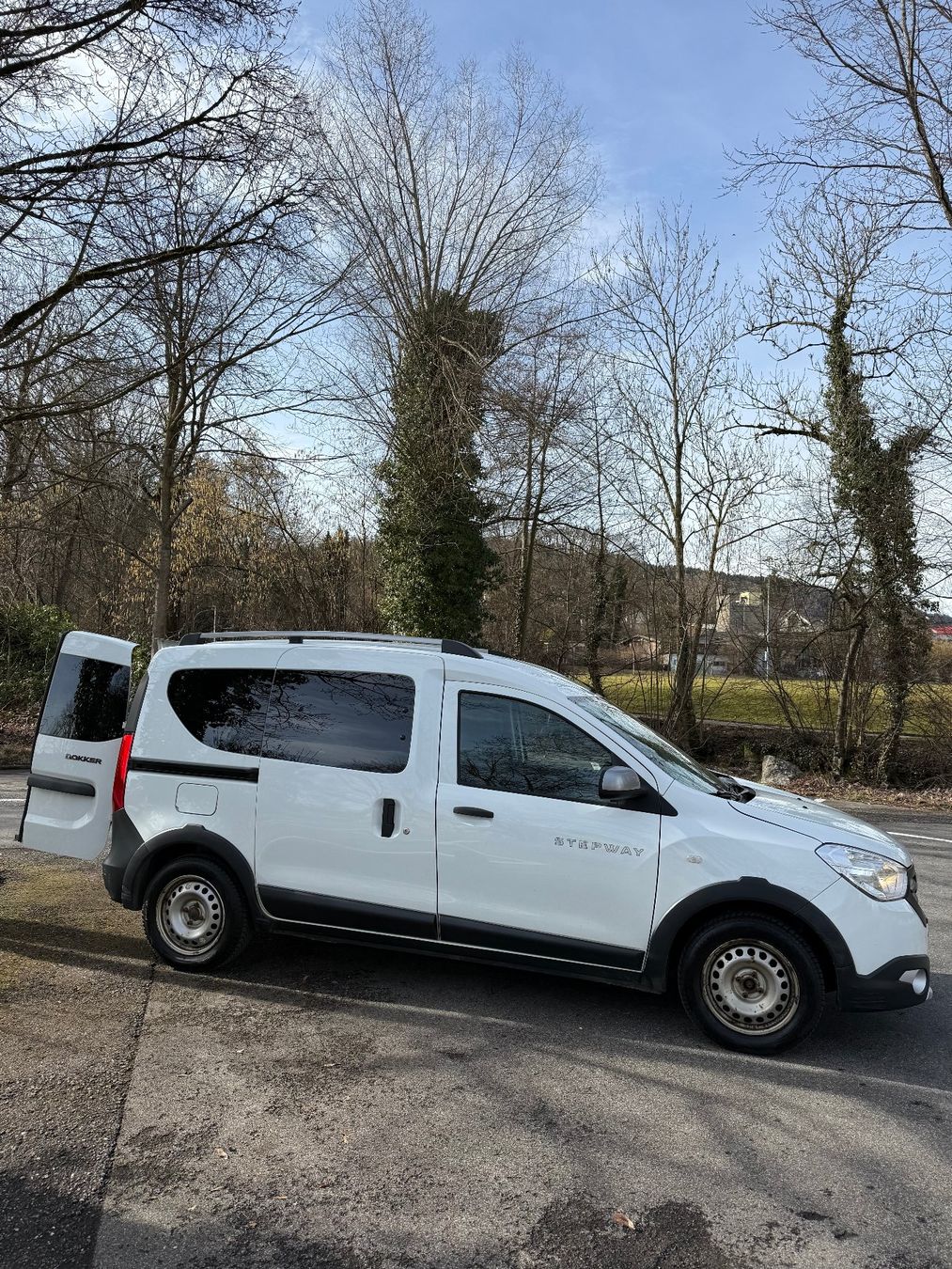 Dacia Autos: Dacia Dokker dCi90 STEPWAY – Gebraucht aus Menziken von abdafuertoni 5