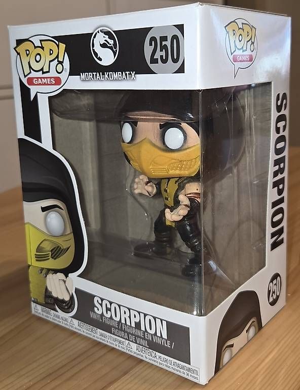 Statuette: Funko Pop Games - Mortal Kombat X #250 Scorpion – Usato da Lenzburg venduto da Djroc