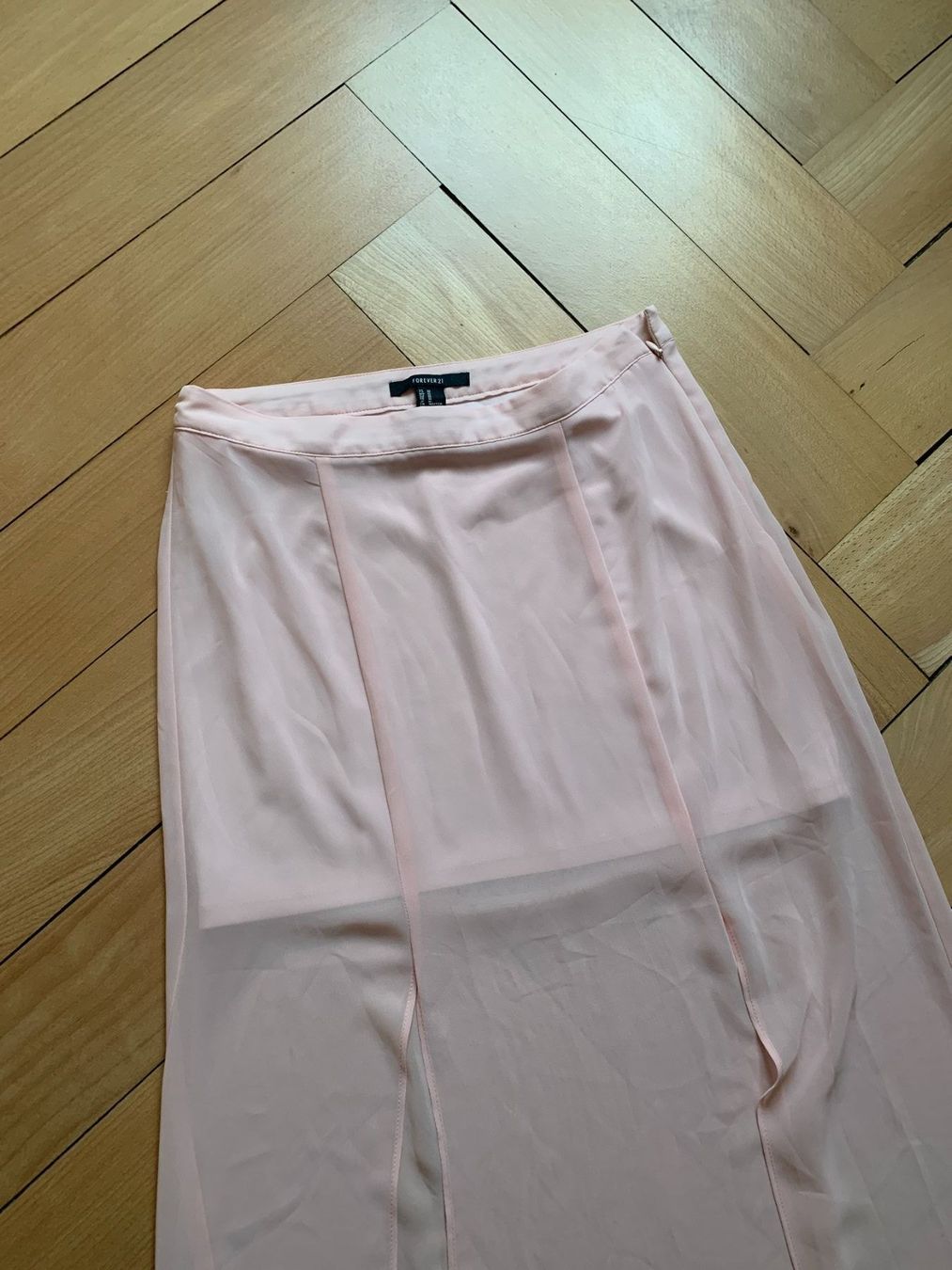 Gonne: FOREVER 21 - Chiffon Maxirock rosa M – Usato da Zürich venduto da Diazaio 1