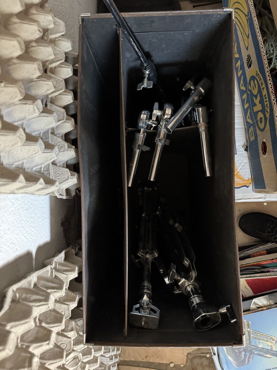 Strumenti musicali: Diverse Schlagzeug Hardware – Usato da Riedholz venduto da swissdrummusic 1