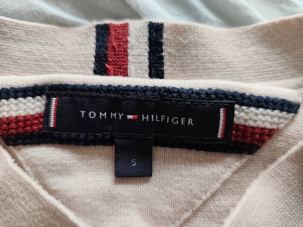 Pullover & Sweatshirts: Tommy Hilfiger Pulli Beige Größe S – Gebraucht aus Basel von Evandervaart 4