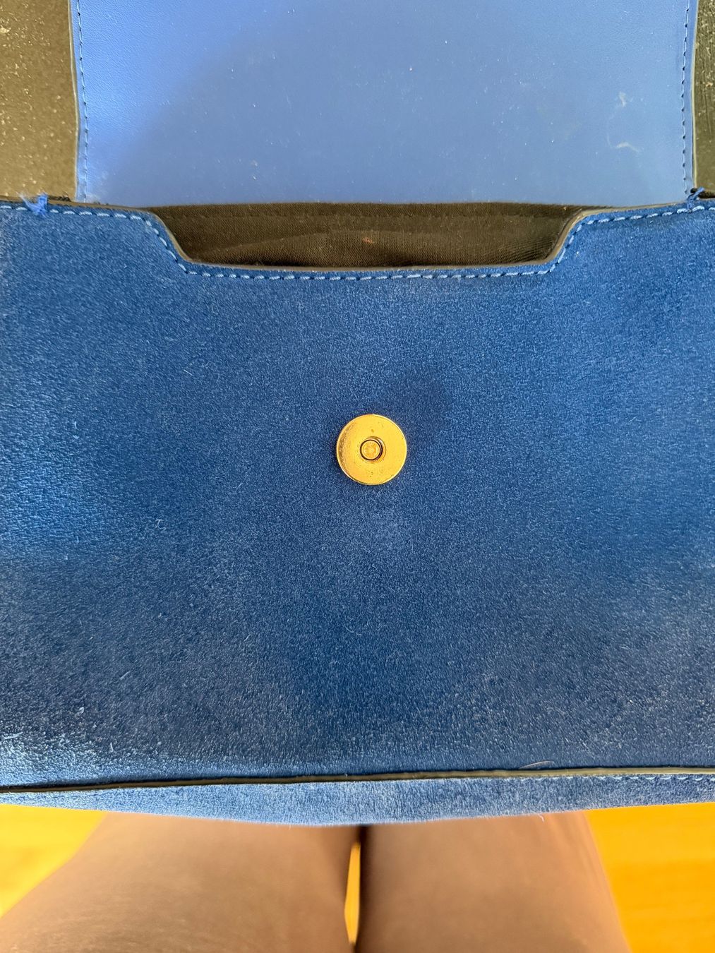 Mango Borse da donna: Kleine blaue Umhängetasche – Usato da Chur venduto da Caroline__ 2