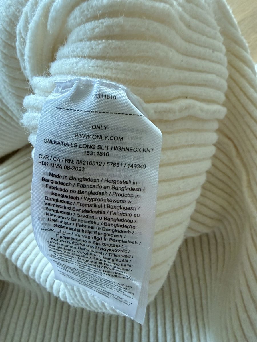 Only Pullover & Sweatshirts: Only Strickpullover Rollkragenpullover mit Schlitz, L only – Gebraucht aus Staad SG von Chirrari 5
