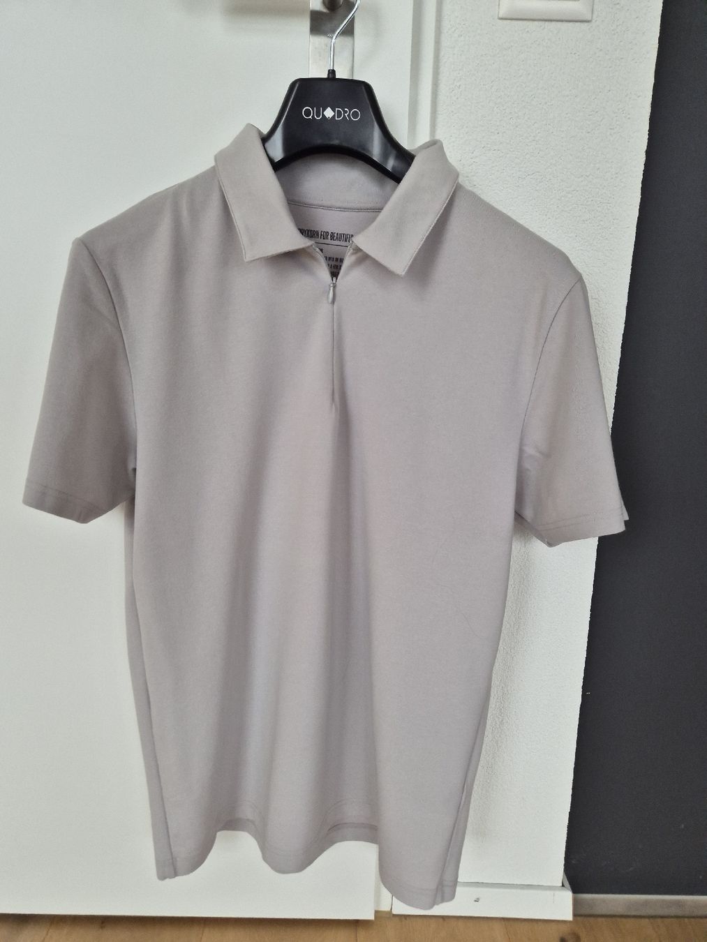 Drykorn Magliette Polo: DRYKORN Polo – Nuovo (secondo la descrizione) da Faulensee venduto da edart24