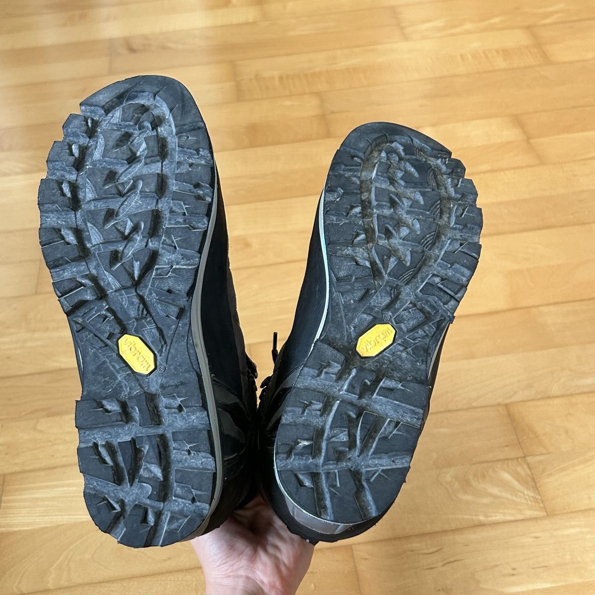 Meindl Scarpe da donna: Wanderschuhe Meindl Gr. 39.5 – Usato da Ettenhausen TG venduto da Stka 2