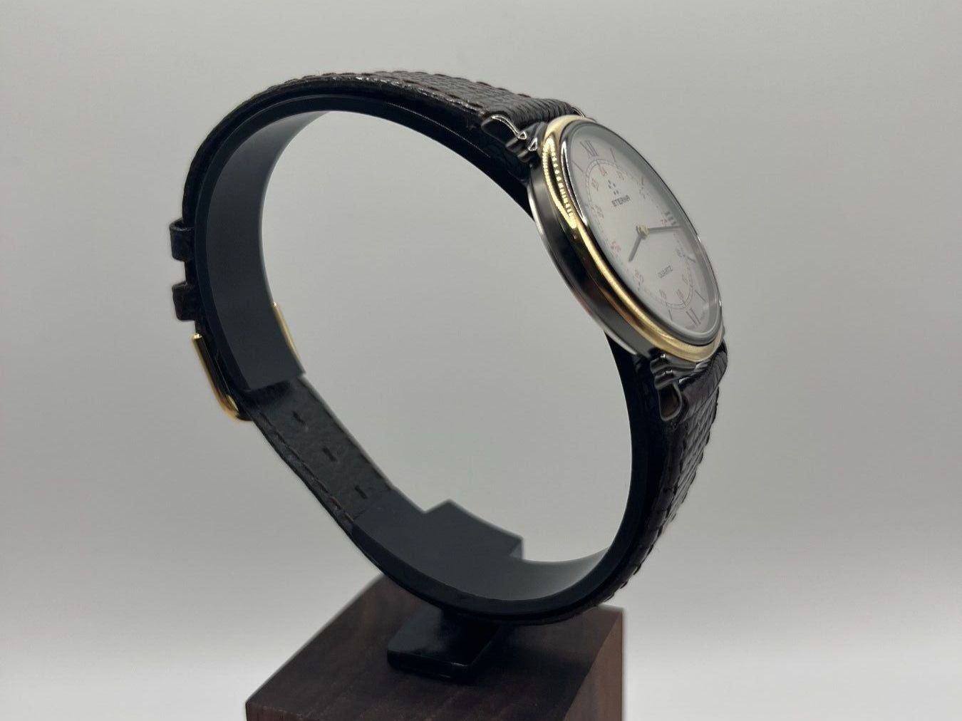 Eterna Orologi: Montre Eterna Quartz - NOS – Nuovo e nell'imballaggio originale da Erlach venduto da migdep985 6