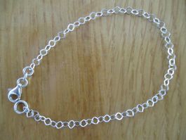 NEUES SILBER ARMKETTELI STERLINGSILBER GEPUNZT