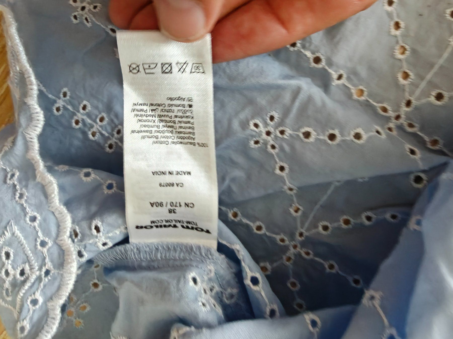 Tom Tailor Tops: Tom Tailor Bluse Broderie Hellblau, Gr. 38 – Gebraucht aus Hedingen von muse10 3