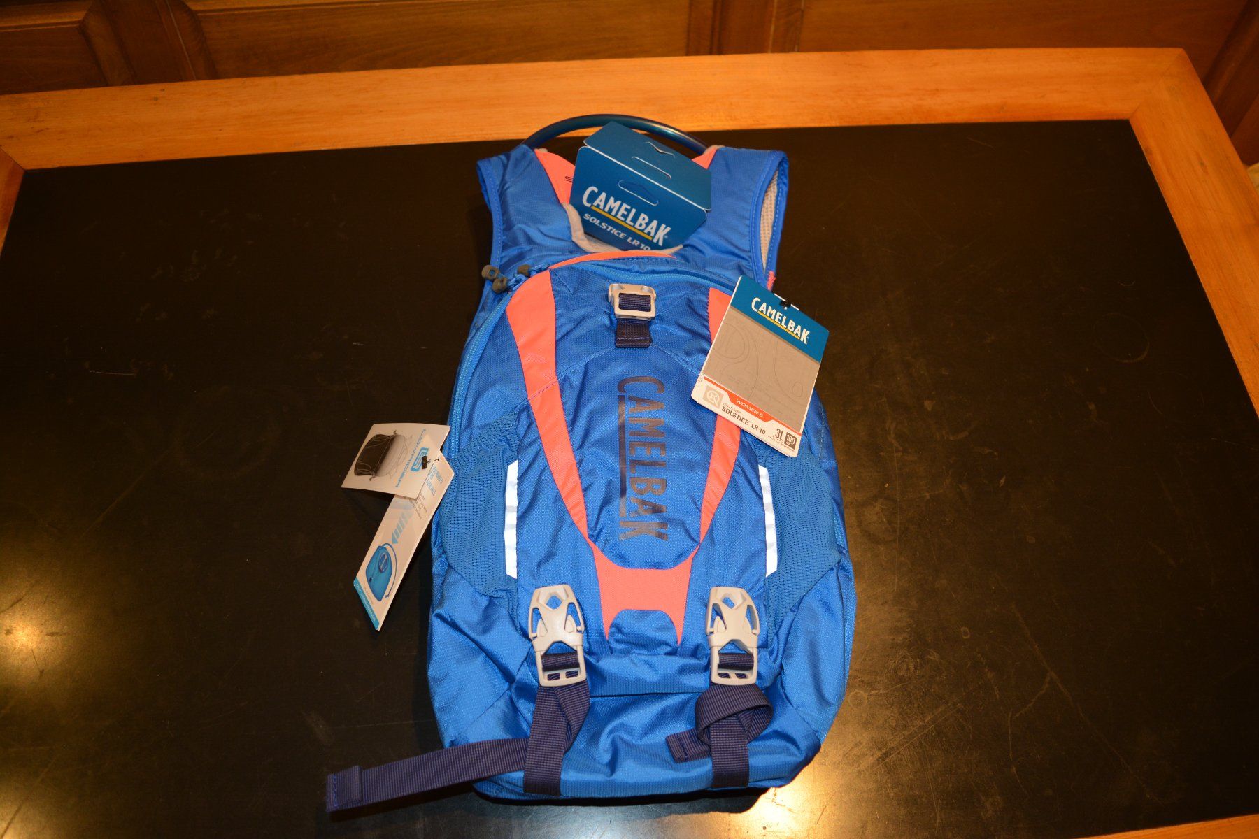 Camelbak Zaini: CAMELBAK SOLSTICE LR 10 RUCKSACK DAMEN – Nuovo e nell'imballaggio originale da Weissbad venduto da Usw63