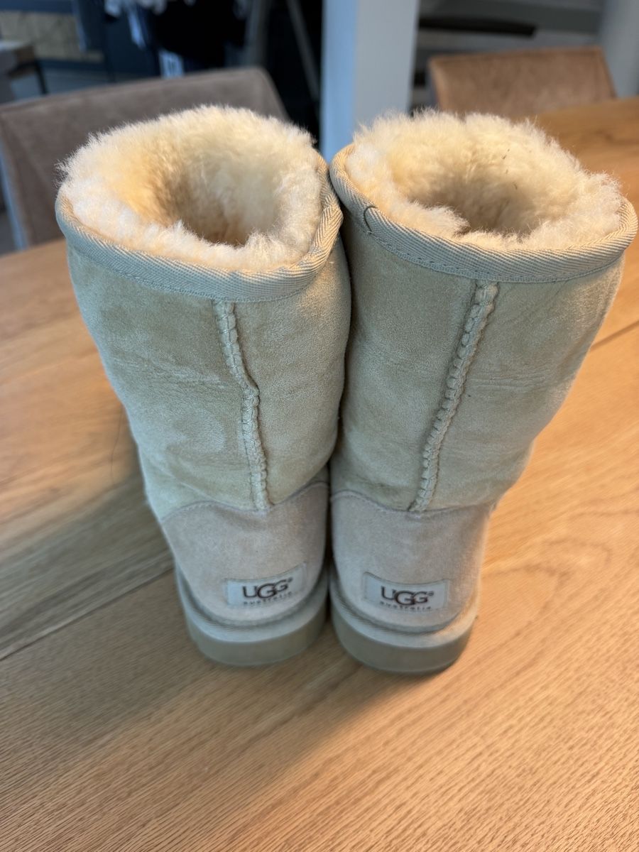 Ugg Herrenschuhe: UGG Boot Gr 38 – Gebraucht aus Weisslingen von Gismo80 1