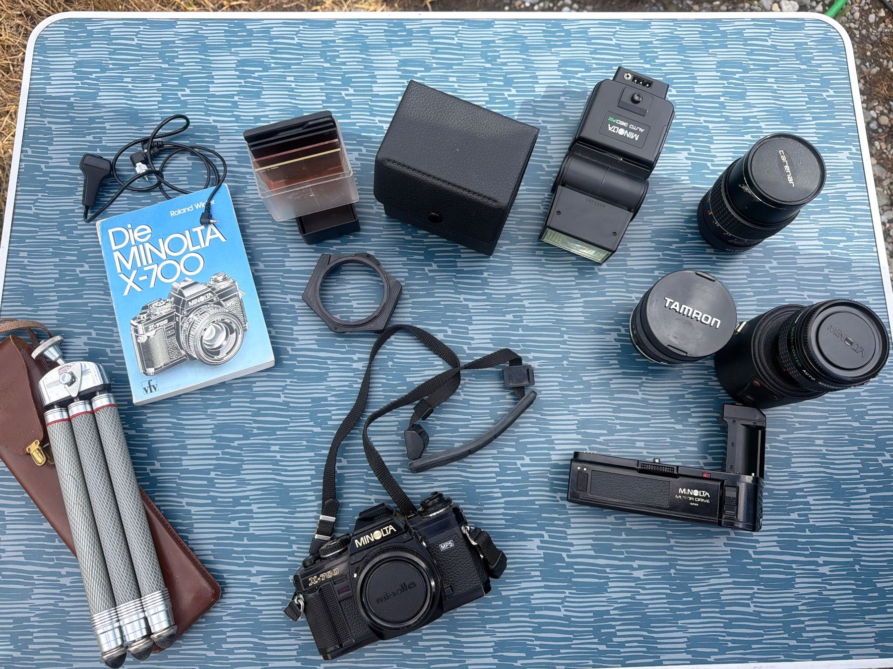 Minolta Fotocamera: Minolta x-700 mit Zubehör – Usato da Schlieren venduto da Luxury.Time