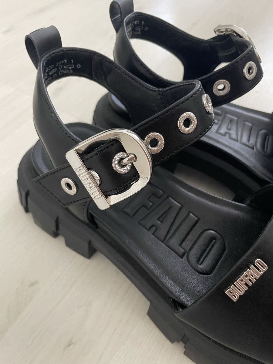 Buffalo Damenschuhe: Sandales Buffalo – Neu (gemäss Beschreibung) aus Hauterive NE von Liianna___ 2