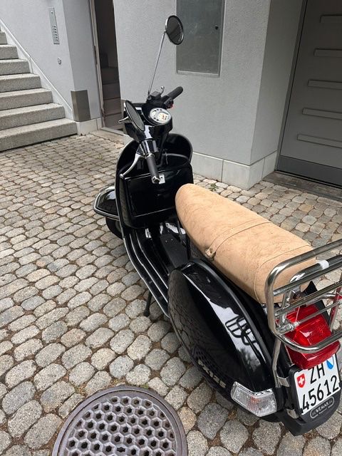 Piaggio Scooter: Piaggo Vespa PX 125 E – Usato da Zürich venduto da cheuer 2