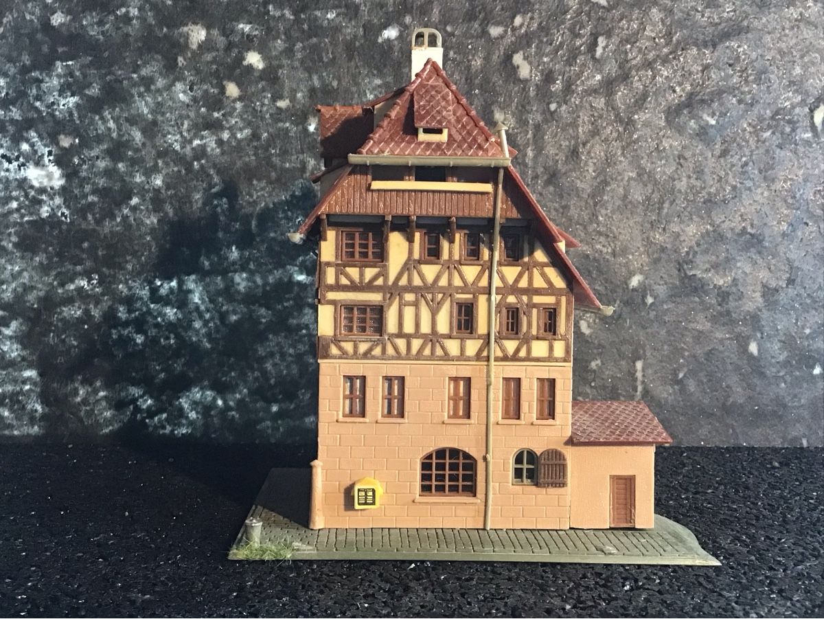 Kit di modellismo & Modellini statici: MODELL GEBÄUDE HAUS – Usato da Männedorf venduto da Spezial-Modelle